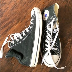 Black high top converse
